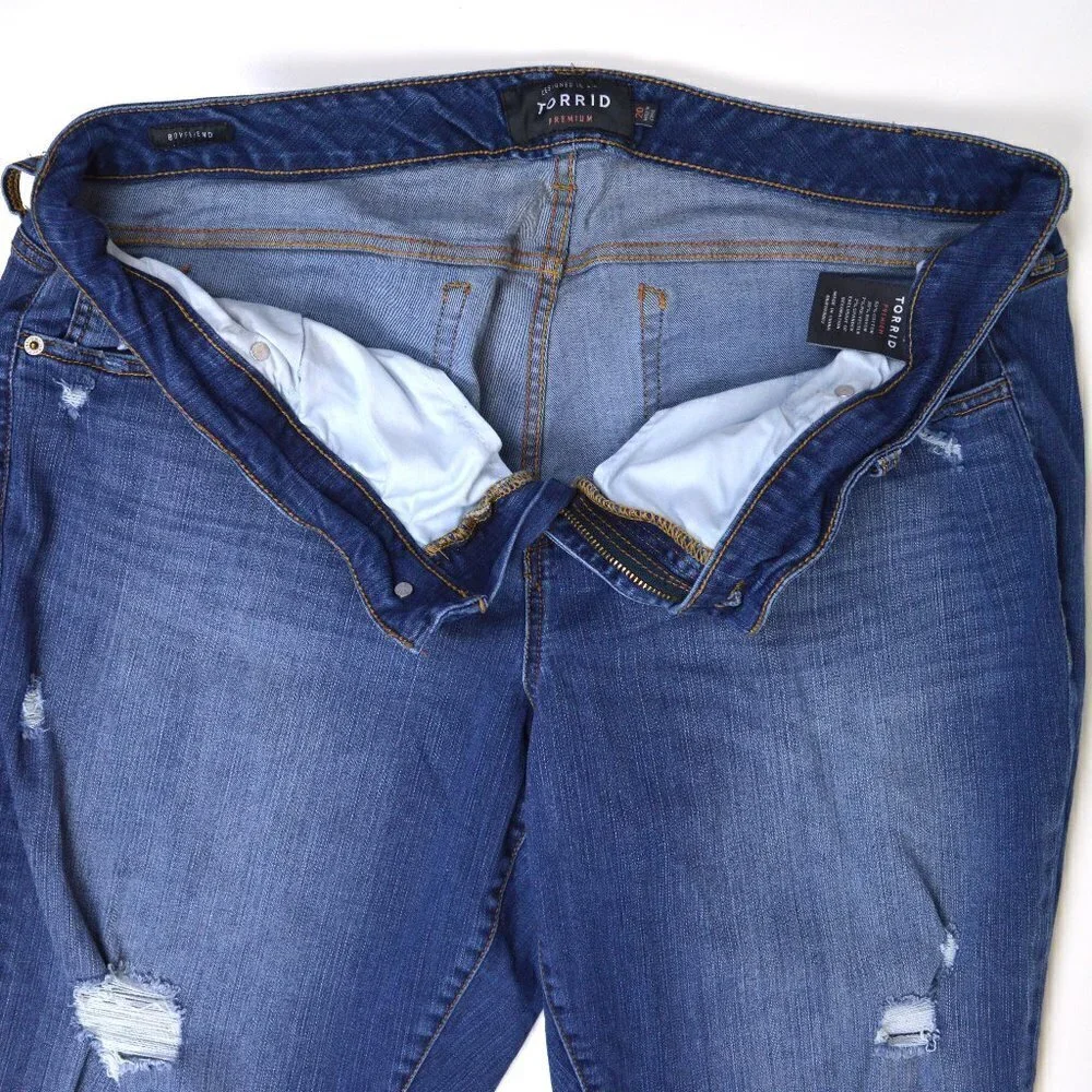 Torrid Boyfriend Distressed Jeans 20 - Picture 4 of 6